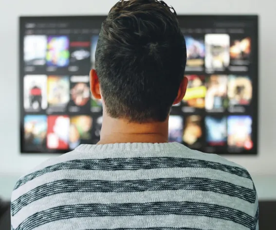 5 Reasons to Use a Free VPN to Watch Movies Online