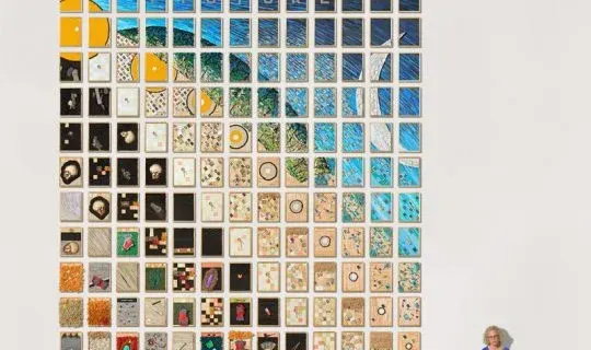 A Puzzle for Alice