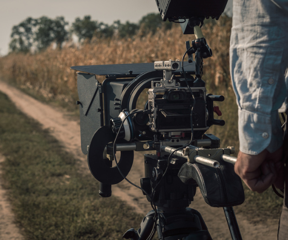Basic Shots in Filmmaking: The Five Essential Camera Shots