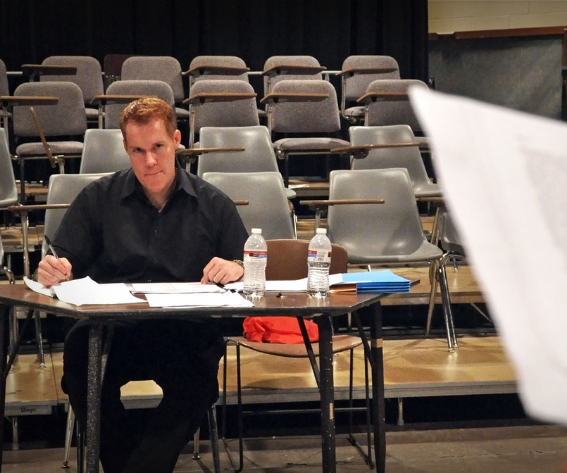 How to Get Better Performances from Non-Actors